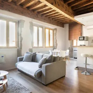 Apt. Au Coeur De La Vieille Apartment