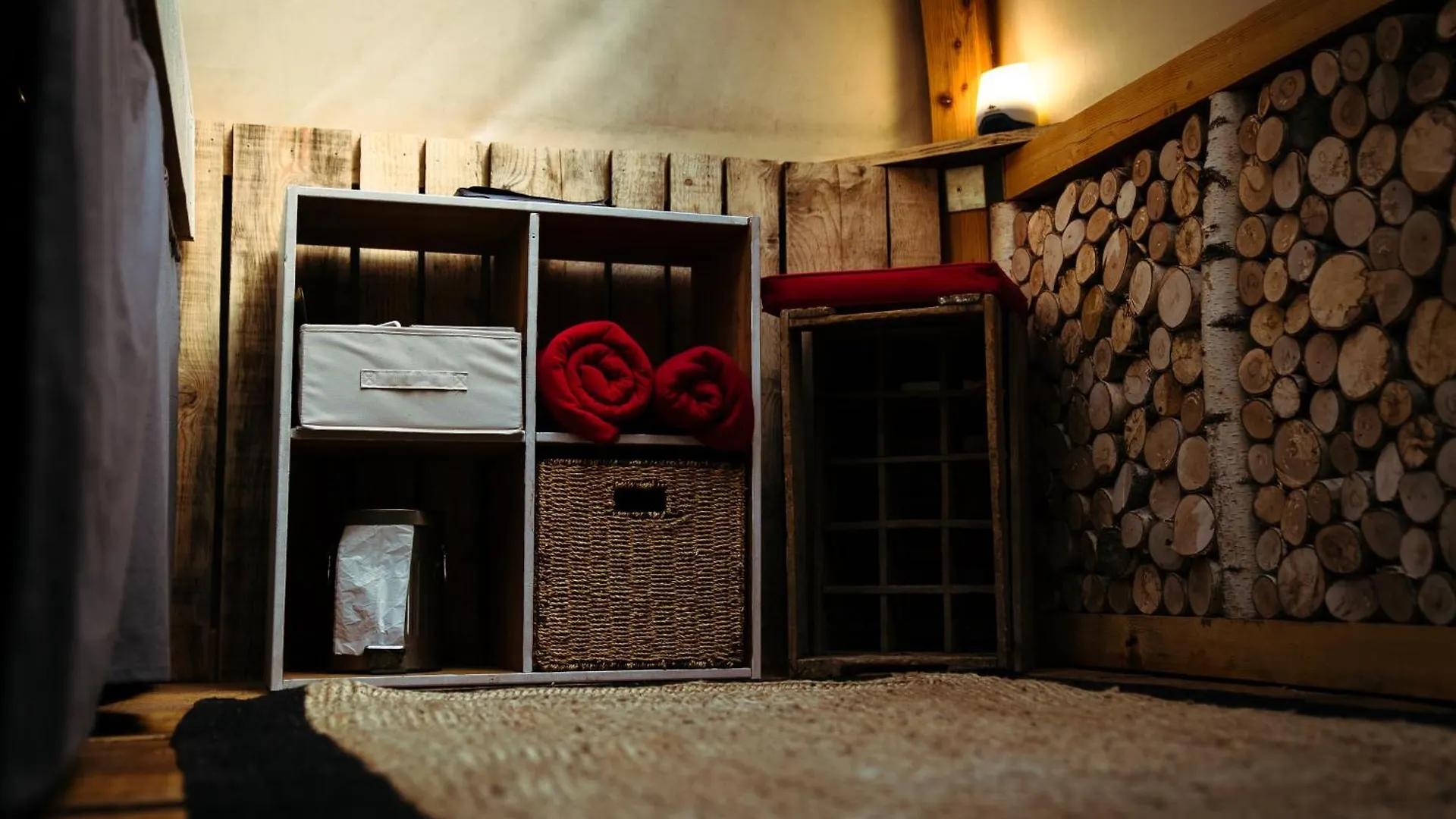 Luxury tent Eco Bivouac Village Igloos Annecy - Le Semnoz - A 20 Minutes D'Annecy France